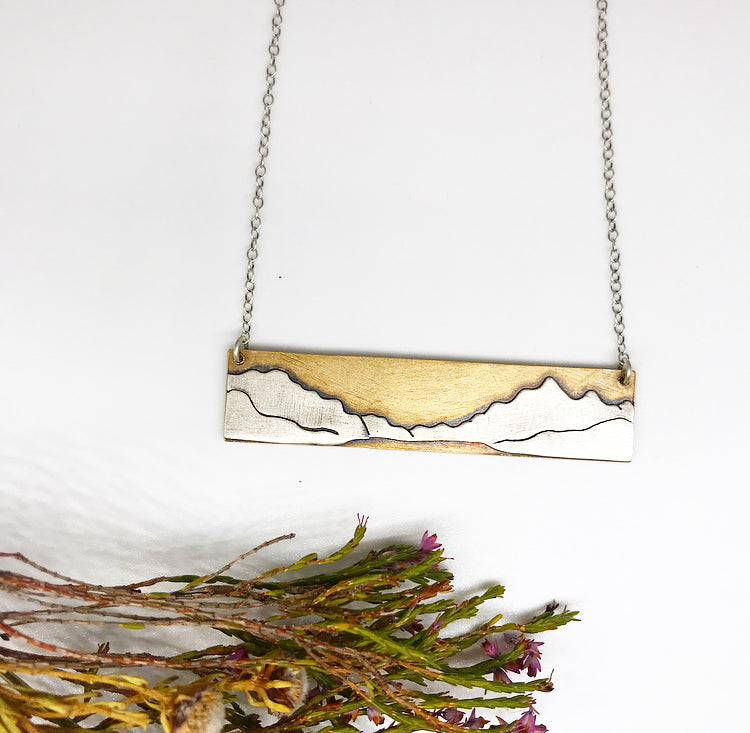 Bowman Lake Bar Necklace